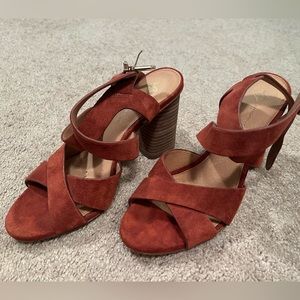 women’s heels burnt orange size 7.5